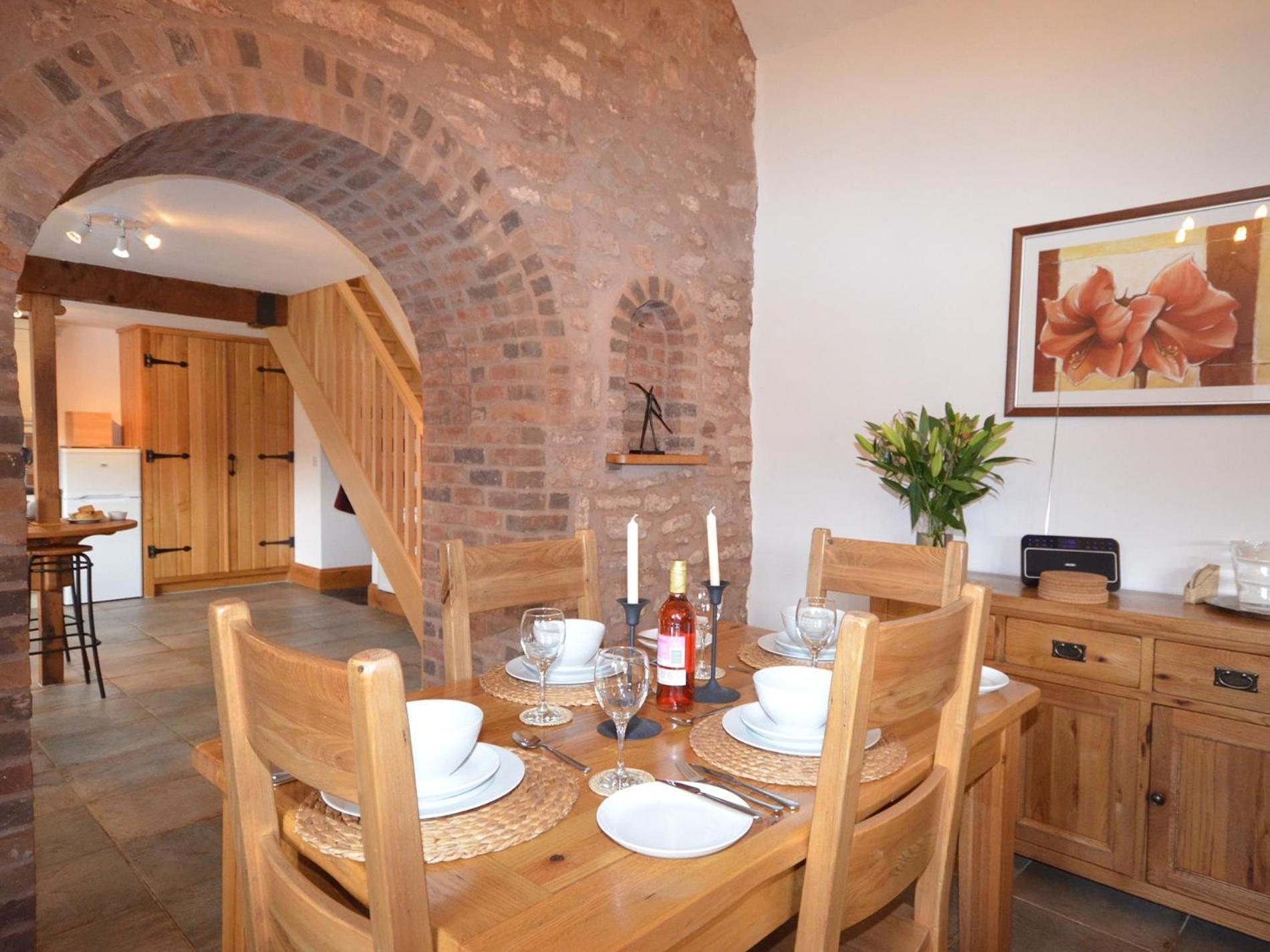 2 Bed In Bridgwater Rexba Villa Spaxton Exterior photo