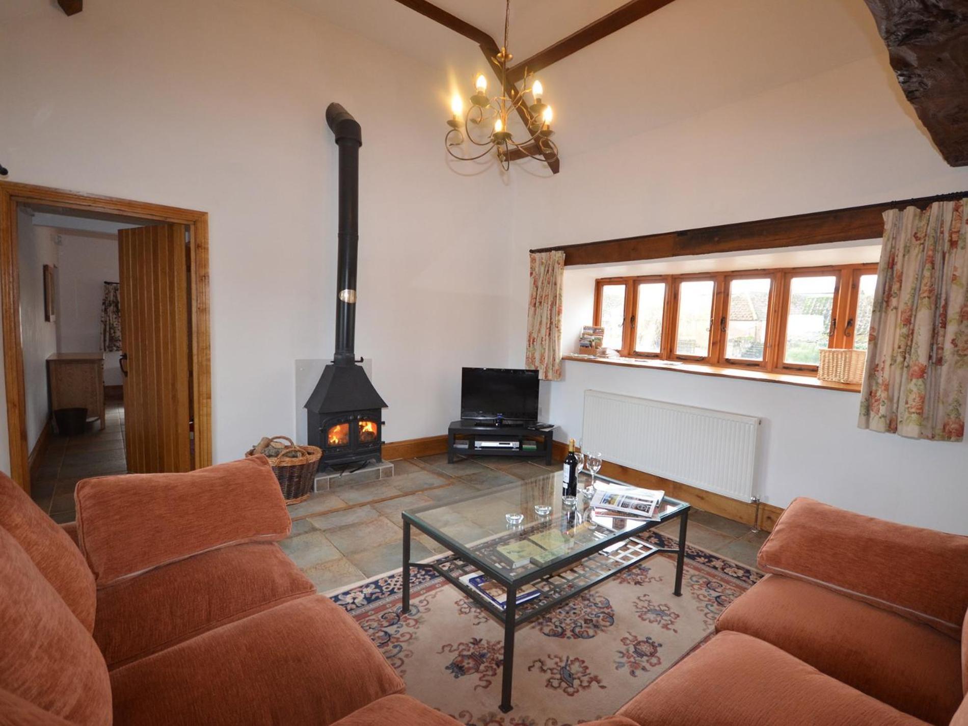 2 Bed In Bridgwater Rexba Villa Spaxton Exterior photo